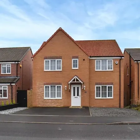 34 Buckthorn Grove * Middlesbrough